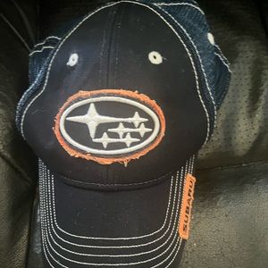 Subaru hat